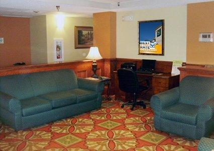 Quality Inn & Suites Muskogee Dalaman gambar